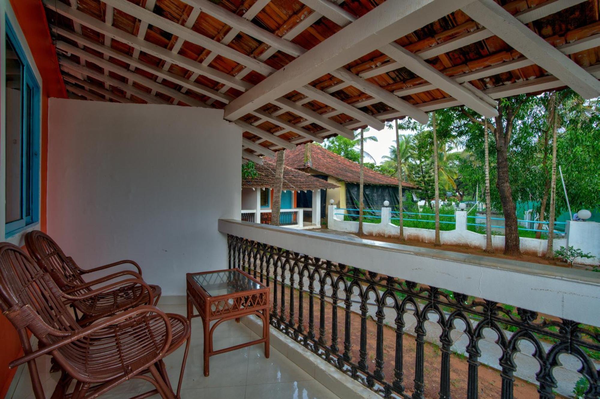 Papilio Beach Front Cottages-Tbv Baga Esterno foto