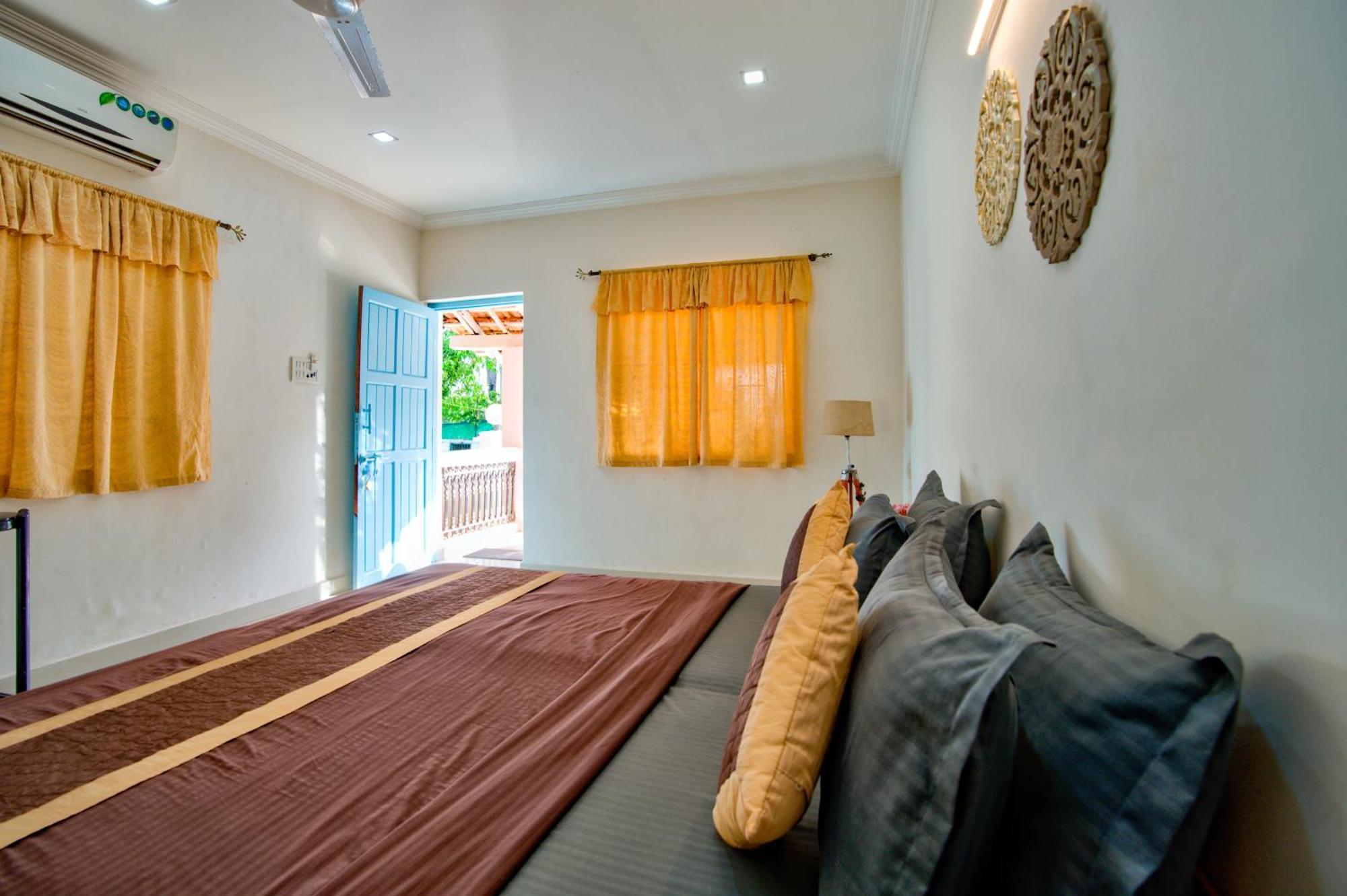 Papilio Beach Front Cottages-Tbv Baga Esterno foto