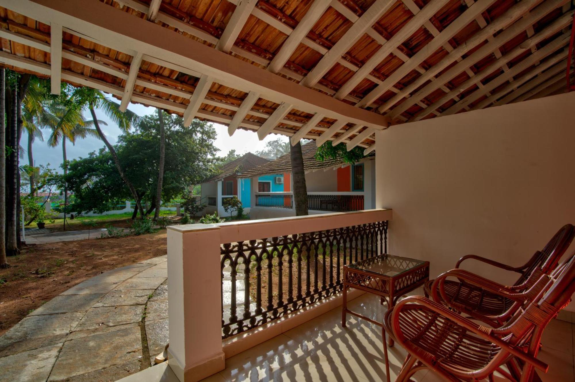 Papilio Beach Front Cottages-Tbv Baga Esterno foto